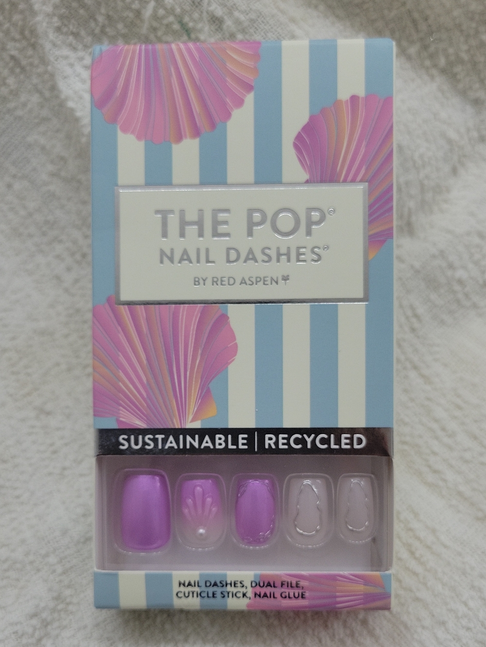 Red Aspen Nail Dashes